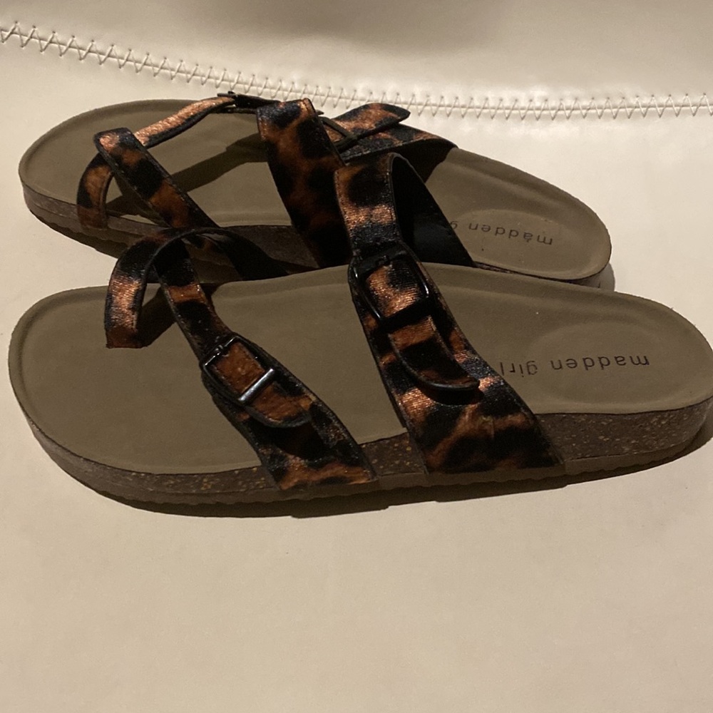 Madden Girl Animal Print Sandals NEW - Picture 4 of 10